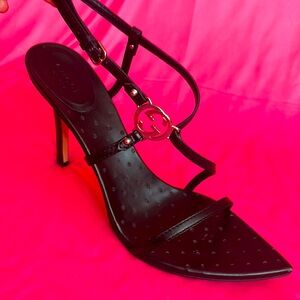 Gucci strappy sandals, black heels 11B. Authentic. Leather.